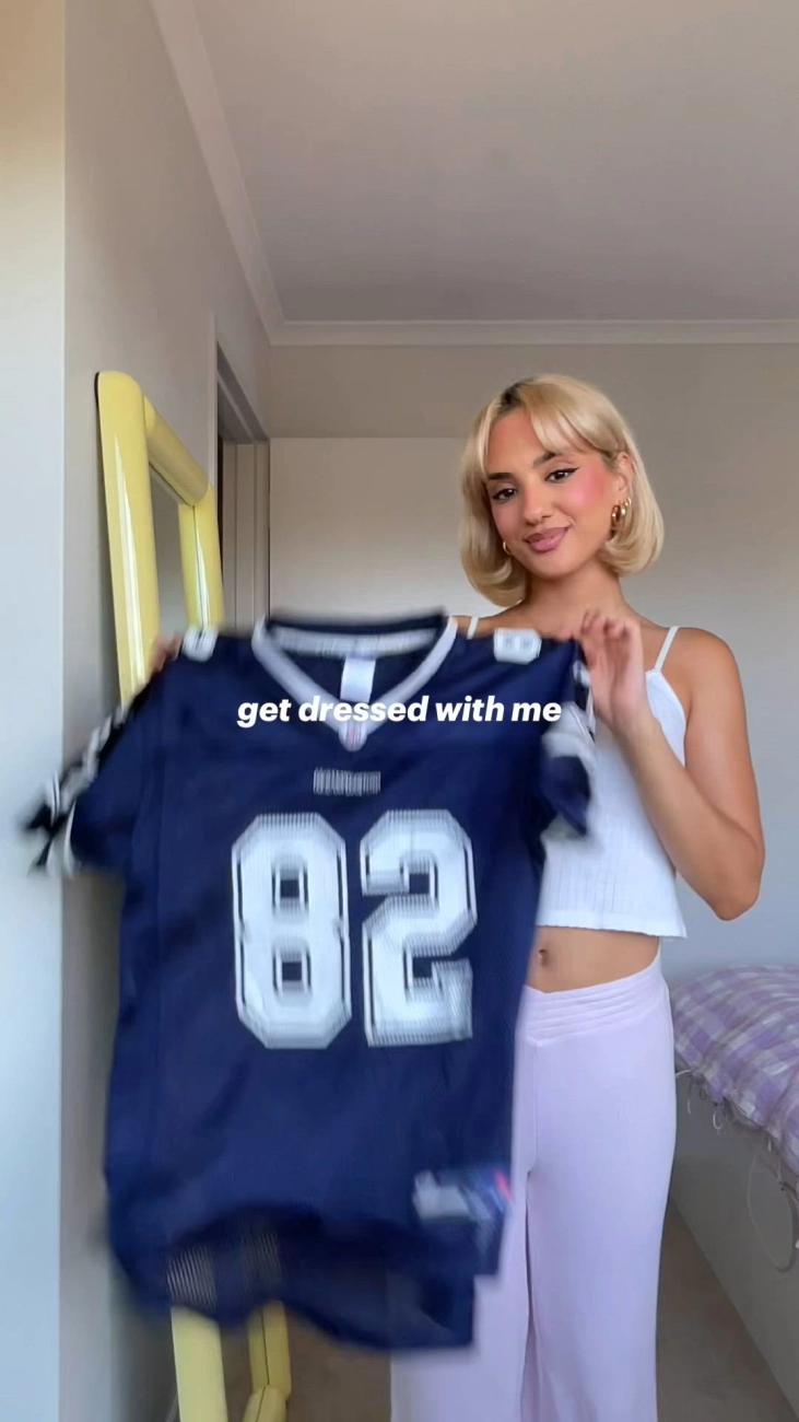 Styling baggy and fitted football jerseys