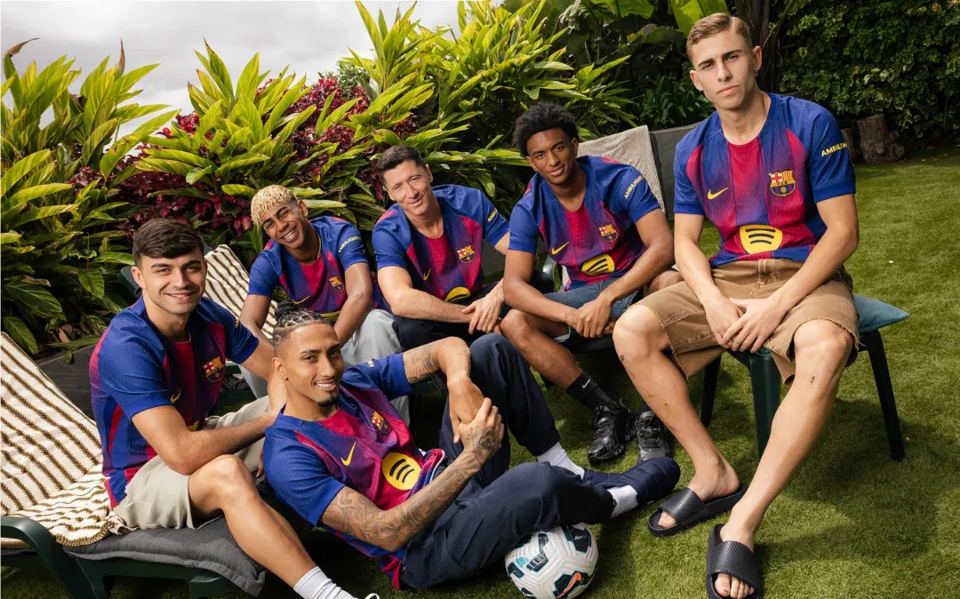 Lamine Yamal Barcelona Kit