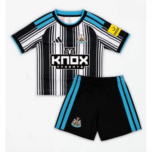 Buy Newcastle United Cheap Home Stadium Kit for Kids 2026-27 football kit set For Sale Newcastle United Cheap Home Stadium Kit for Kids 2026-27 football kit set